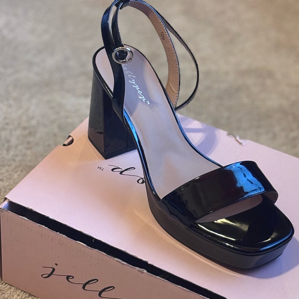 Jellypop Black Platform Sandals